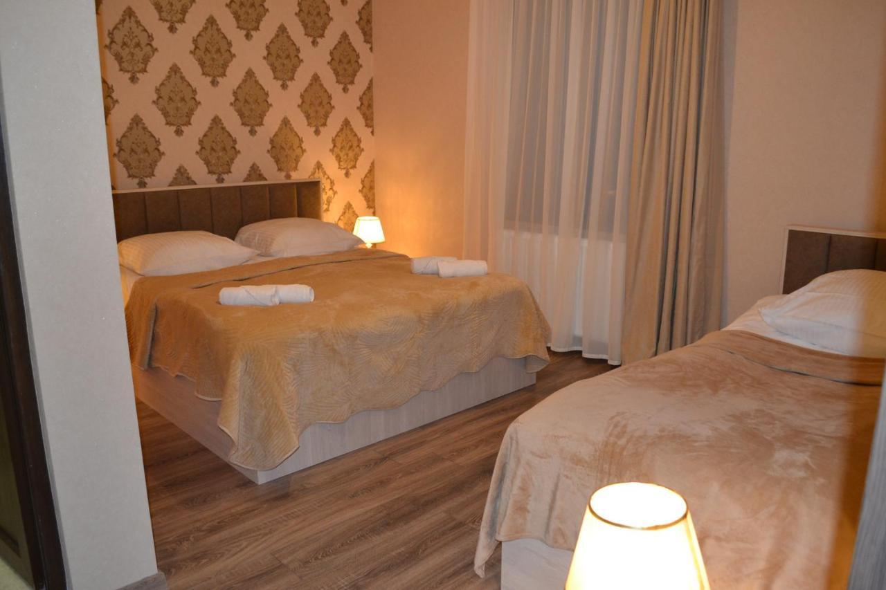 Hotel Diamond Kazbegi Bagian luar foto