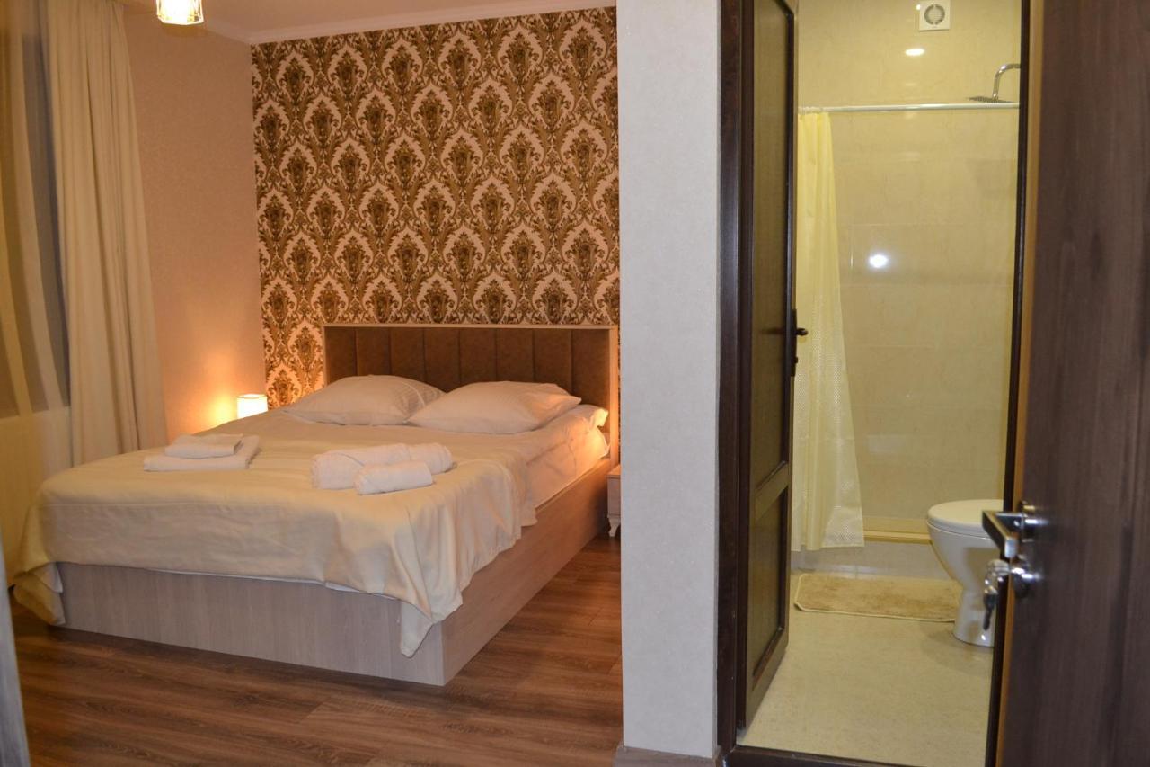 Hotel Diamond Kazbegi Bagian luar foto